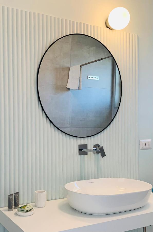 Boutique Lungomare Aparthotel Porto Torres Exterior photo