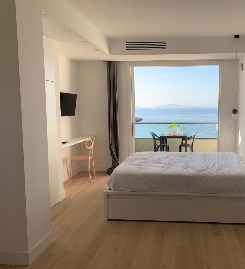 Boutique Lungomare Aparthotel Porto Torres Exterior photo